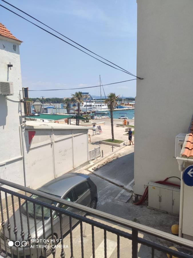 Apartment Sandra Водице Екстериор снимка