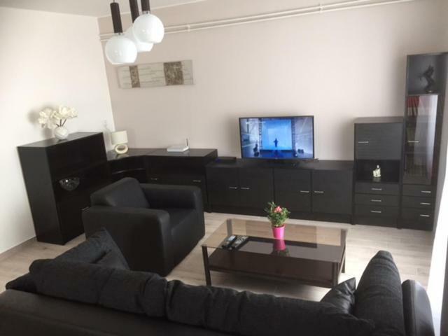Apartment Sandra Водице Екстериор снимка